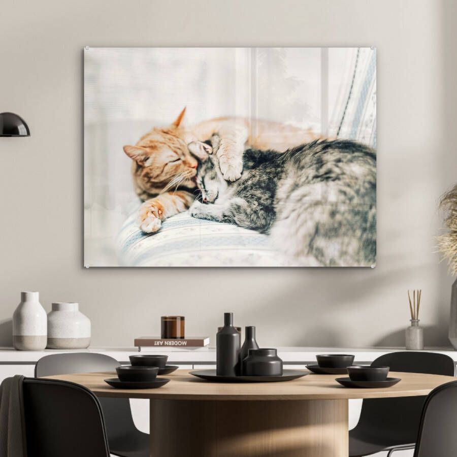 MuchoWow Glasschilderij 80x60 cm Schilderij acrylglas Katten Bank Woonkamer Foto op glas Schilderijen - Foto 2