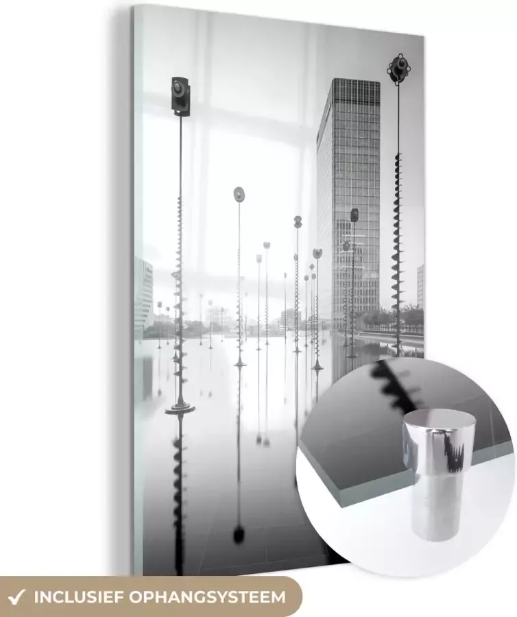 MuchoWow Glasschilderij 80x120 cm Schilderij glas Plein met verschillende soorten decoratieve lampen in Parijs zwart wit Foto op acrylglas Schilderijen - Foto 2