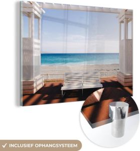 MuchoWow Glasschilderij Strand Zee Bank Wit Schilderij glas 120x80 cm Foto op glas Glazen plaat Wanddecoratie