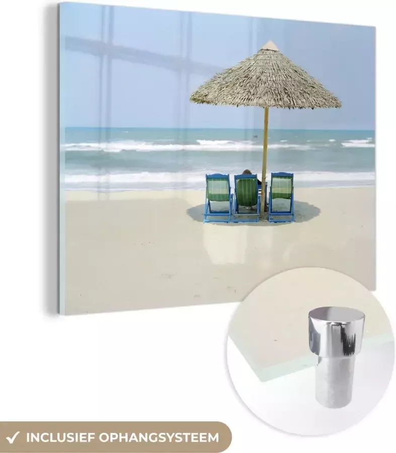 MuchoWow Glasschilderij 160x120 cm Schilderij acrylglas Strandstoel Zomer Parasol Foto op glas Schilderijen - Foto 2