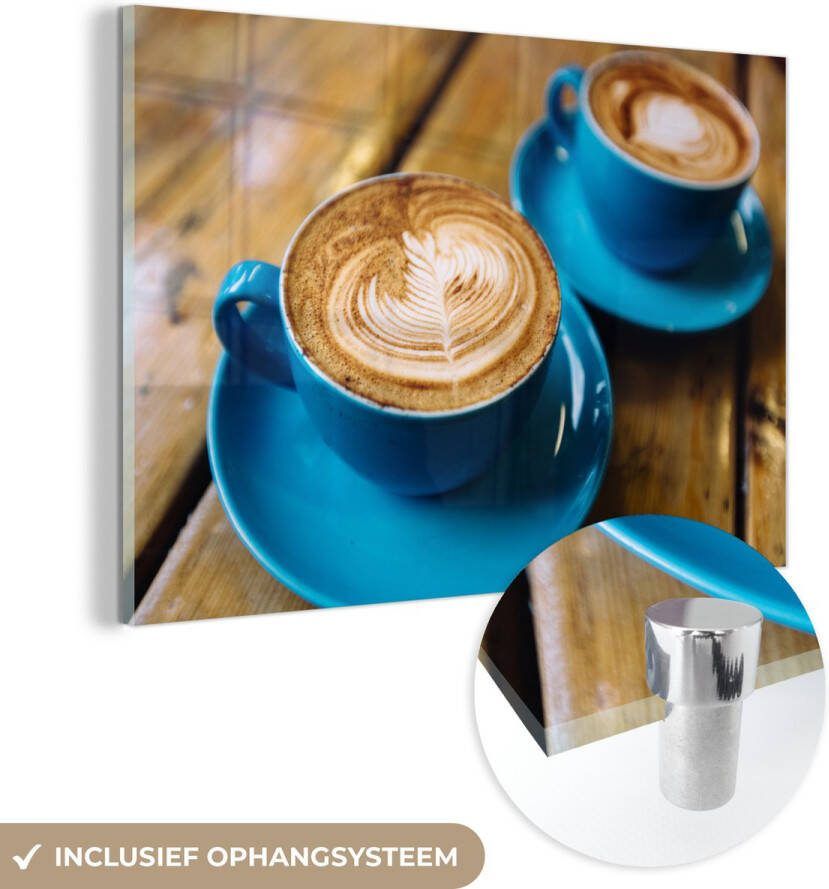 MuchoWow Glasschilderij 120x80 cm Schilderij acrylglas Twee blauwe koppen koffie op een houten tafel Foto op glas Schilderijen
