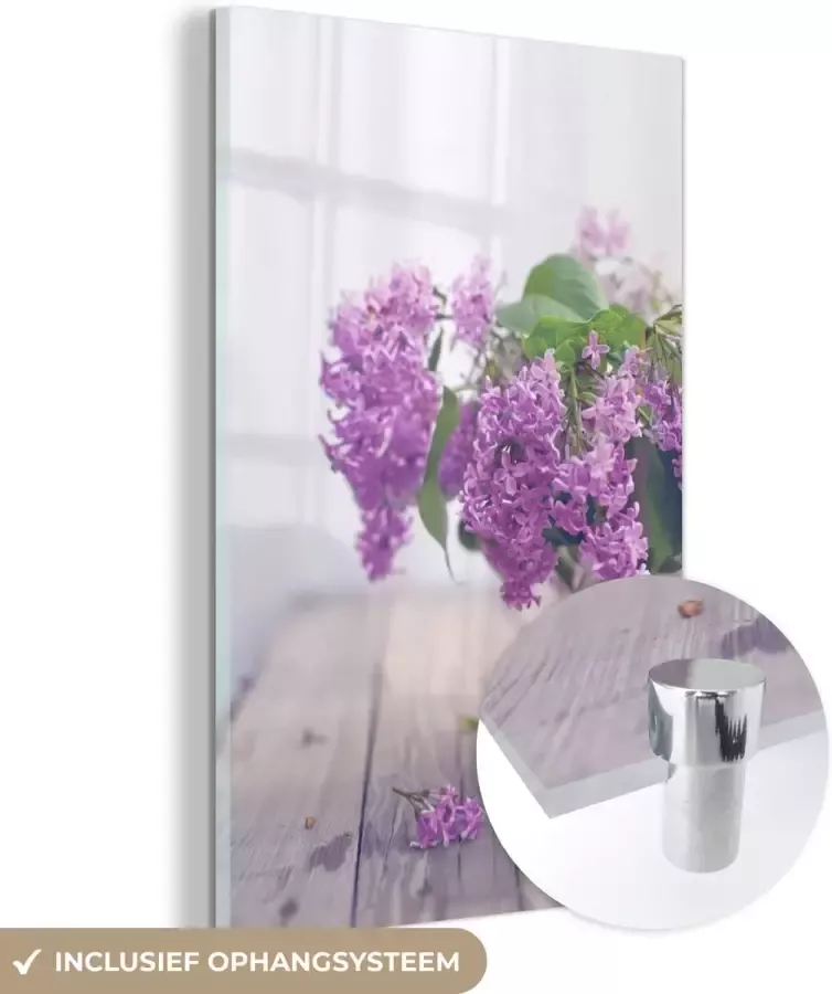 MuchoWow Glasschilderij 80x120 cm Schilderij glas Vaas met een paarse sering op tafel Foto op acrylglas Schilderijen - Foto 2