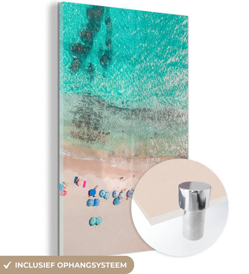 MuchoWow Glasschilderij 40x30 cm Schilderij acrylglas Zee Strand Zomer Parasols Blauw Foto op glas Schilderijen