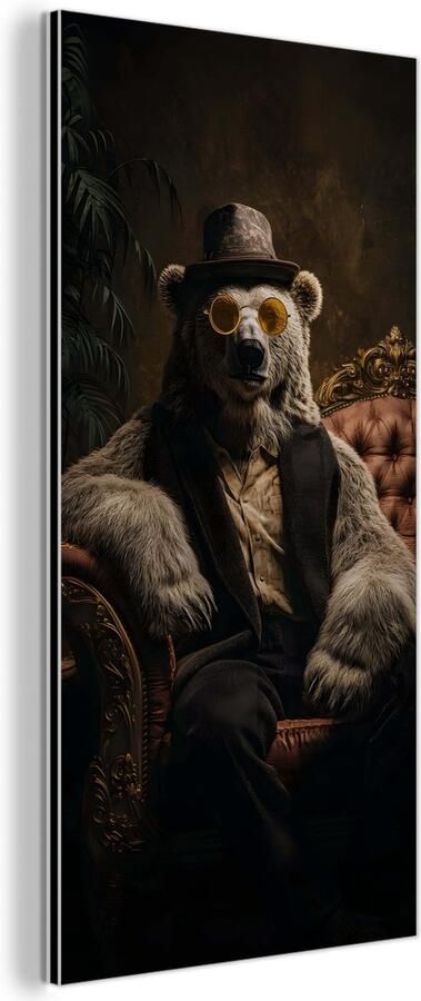 MuchoWow Aluminium schilderij 20x40 cm Wanddecoratie metaal Ijsbeer Hoed Bril Stoel Metalen muurdecoratie woonkamer Decoratie industrieel Foto op dibond Industriële accessoires slaapkamer