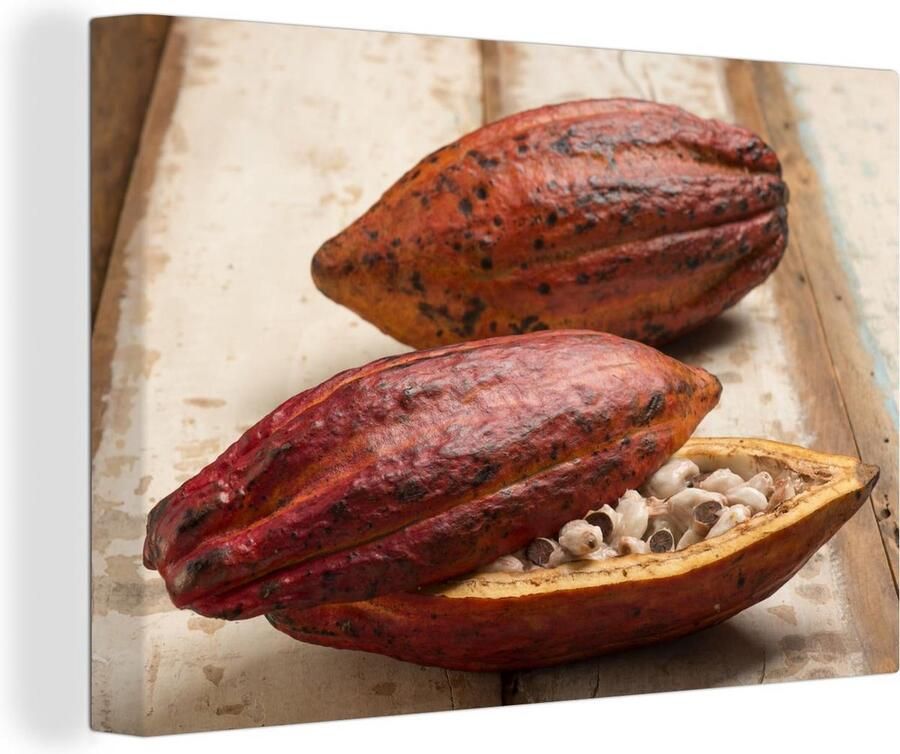 MuchoWow Canvas Schilderij Tropische peulenschil van cacaoboon op houten tafel 60x40 cm Wanddecoratie