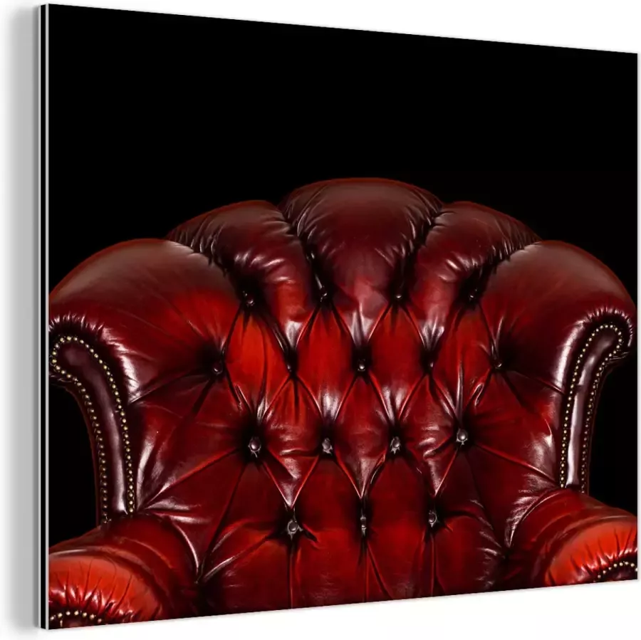 MuchoWow Wanddecoratie Metaal Aluminium Schilderij Industrieel Rode stoel met een lederen structuur 20x20 cm Dibond Foto op aluminium Industriële muurdecoratie Voor de woonkamer slaapkamer