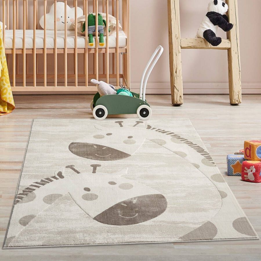 Muratap Tapijtenloods Mara Giraffe Vloerkleed Kinderkamer Creme Laagpolig Tapijt- 120x160 CM