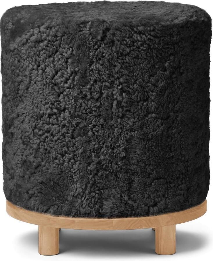 Natures collection Poef Sheepskin House Simon Poef Kortharige Schapenvacht
