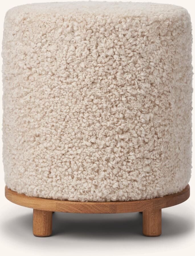 Natures collection Poef Sheepskin House Simon Poef Kortharige Schapenvacht