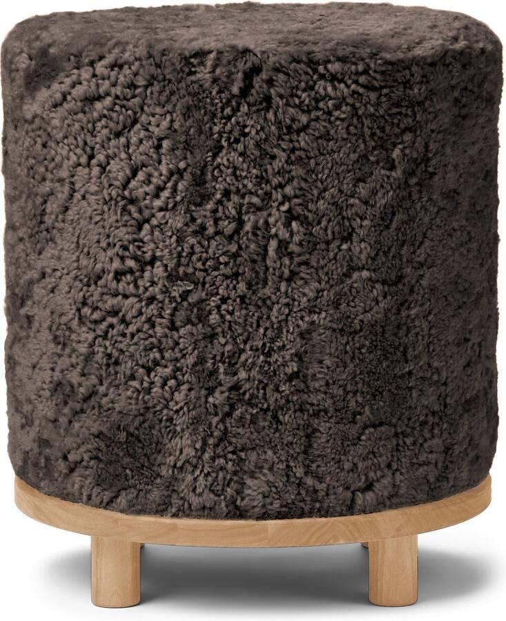 Natures collection Poef Sheepskin House Simon Poef Kortharige Schapenvacht