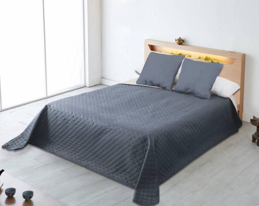Nightsrest Bedsprei Brooke Lightgrijs-Donkergrijs Maat: 230x270cm 2 persoons voor bedden van 140 en 160 cm breed