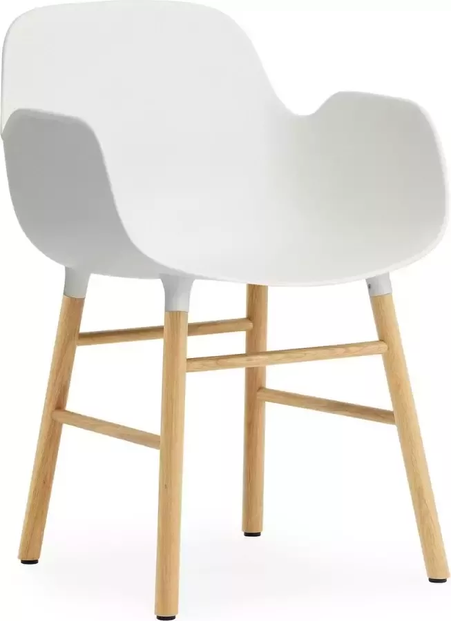 Normann Copenhagen Form Chair Stoel Wit met eiken onderstel