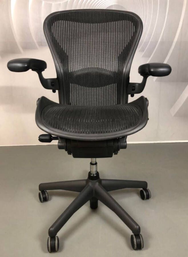 Offeco Herman Miller Aeron maat B Antraciet