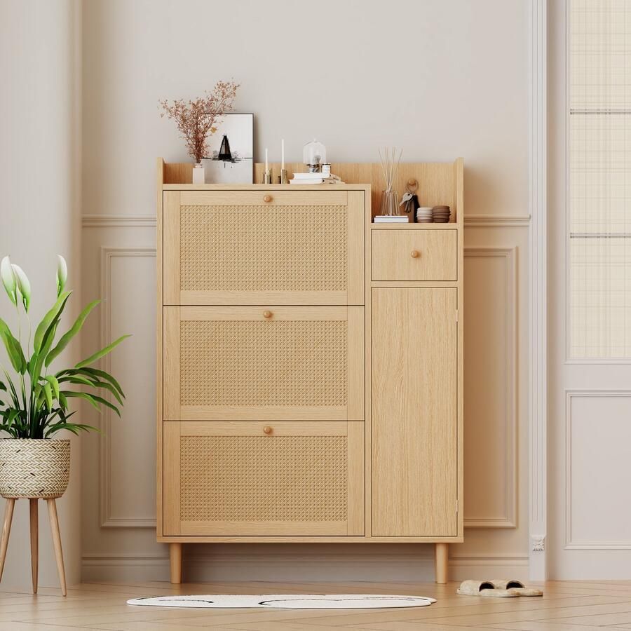 Ojiuboo Schoenenkast van rotanhout Voor smalle ingangen 3 deuren met klep + 1 lade Massief houten poten met handgrepen 90x125x17cm