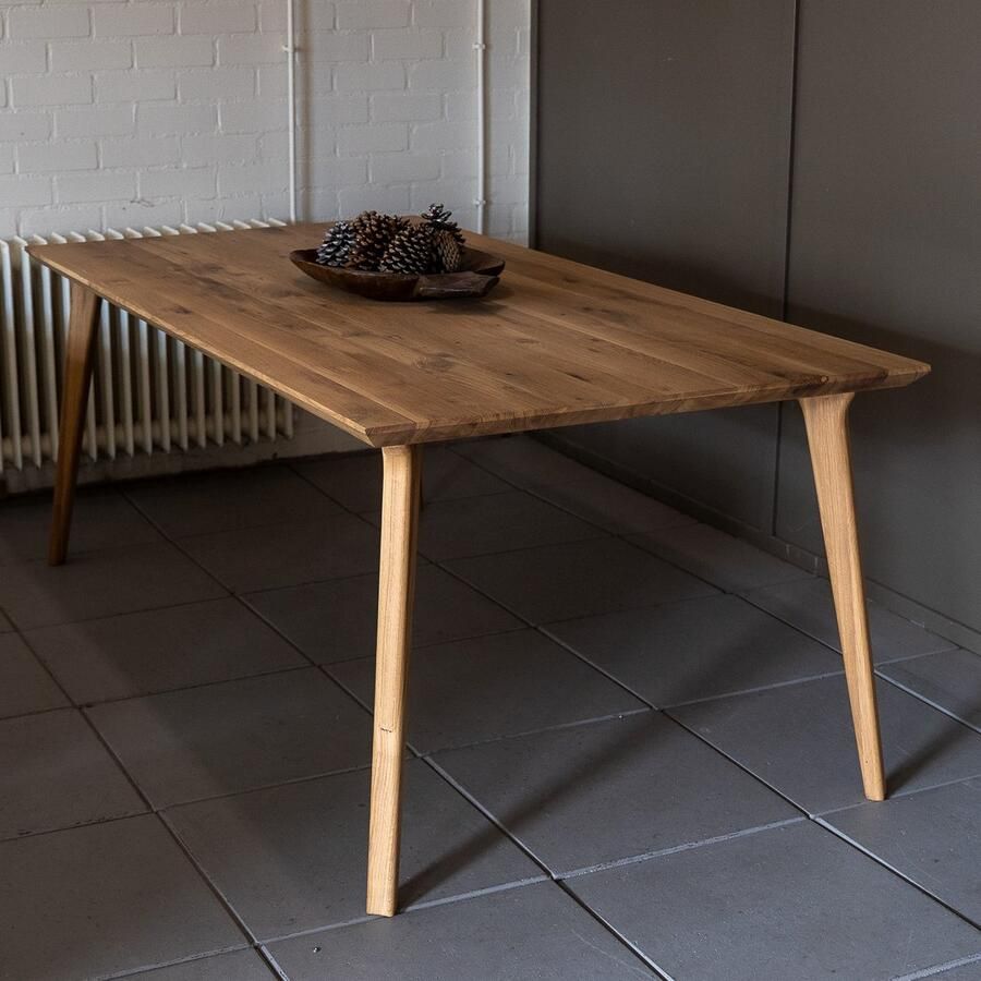 Old Inn Wonen Old Inn Flash Sale Eetkamertafel Mango walnoot met houten poot 200x100cm