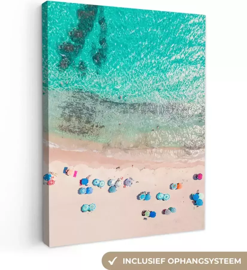 OneMillionCanvasses Canvas schilderij 60x80 cm Wanddecoratie Zee Strand Zomer Parasols Blauw Muurdecoratie woonkamer Slaapkamer decoratie Kamer accessoires Schilderijen op canvas