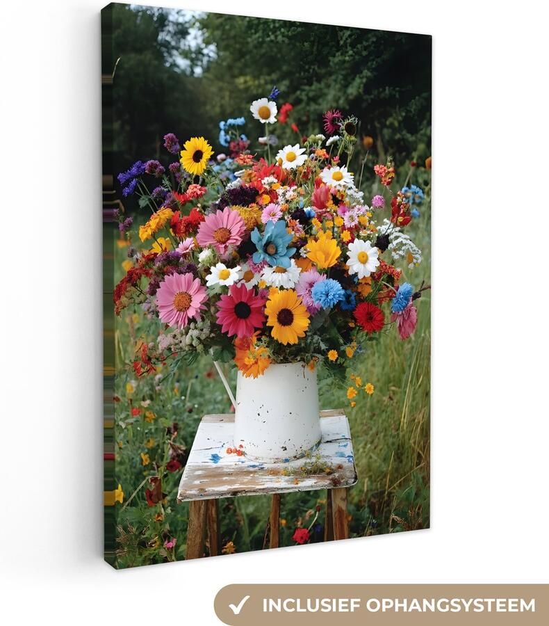 OneMillionCanvasses Canvas schilderij 40x60 cm Exclusieve wanddecoratie Bloemen Krukje Gieter Veld Muurdecoratie woonkamer Slaapkamer decoratie Kamer accessoires Schilderijen op canvas