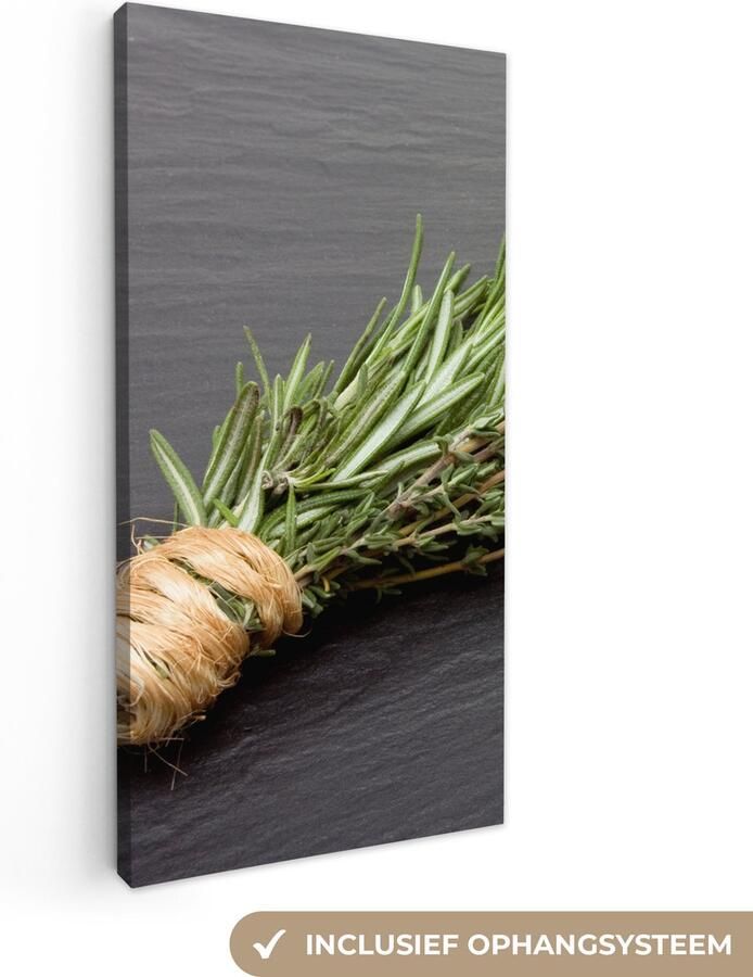 OneMillionCanvasses Canvas Schilderij Tijm Kruiden Groen Tafel Keuken Steen 20x40 cm Wanddecoratie