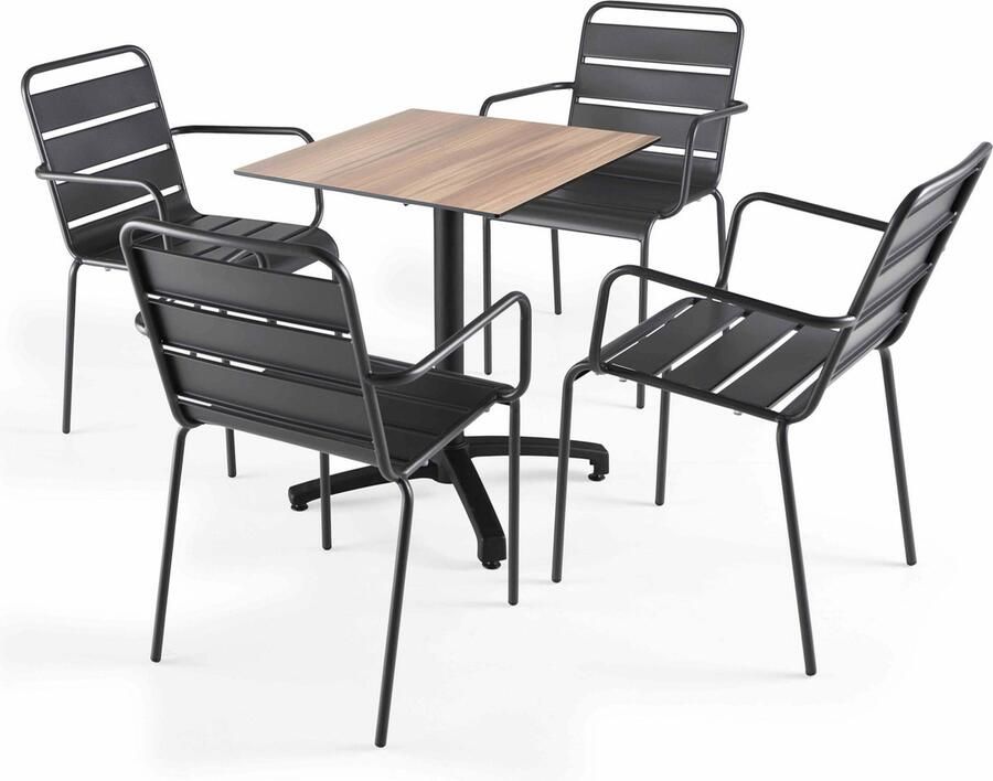 Oviala Een donker eikenhouten gelamineerde tuintafel en 4 grijze fauteuils
