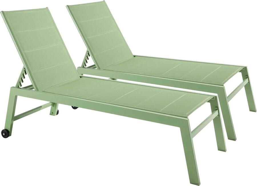 Oviala Set van 2 cactusgroene textilene ligstoelen Noumea