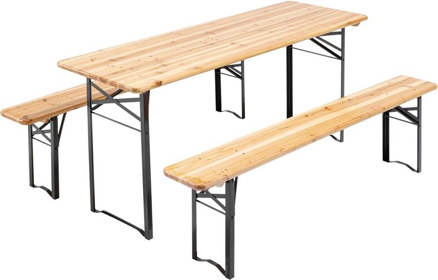 Oviala Tafelkleed en houten banken