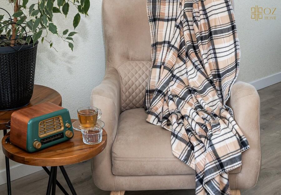 OZ HOME Fleece Deken Ruit 160x200cm – Bruin Wit Zwart – 100% Microfibre Polyester – Zachte TV Deken en Bank Deken – Warmte Plaid Voor Koude Avonden en Comfort in Bed Fleecedeken Ruit