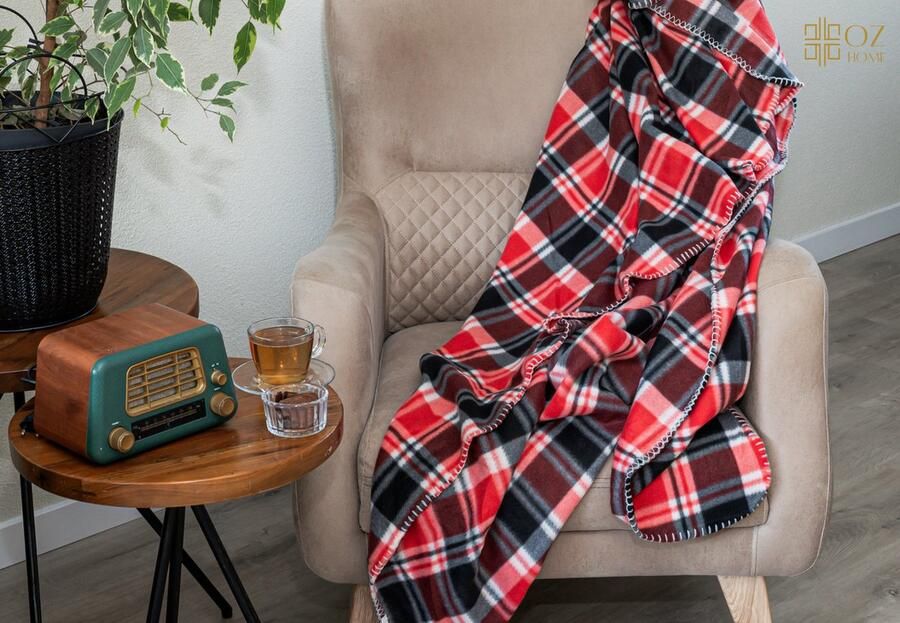 OZ HOME Fleece Deken Ruit 160x200cm – Rood Zwart Wit – 100% Microfibre Polyester – Zachte TV Deken en Bank Deken – Warmte Plaid Voor Koude Avonden en Comfort in Bed Fleecedeken Ruit
