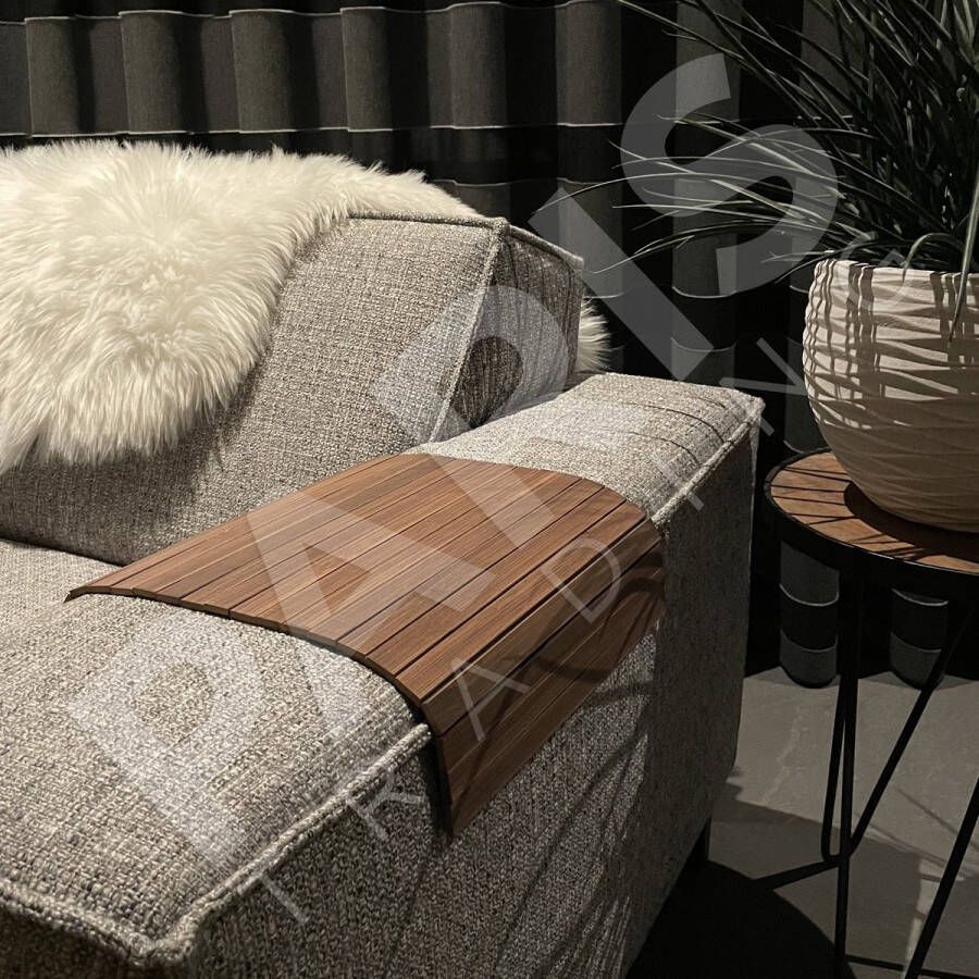 Paris Trading Flexibele Bamboe armleuning Dienblad Duurzaam bamboe Anti slip Bank Zetel Sofa Banktafel tafel anti-slip dienblad voor bank 42 x 33 cm Flexibel dienblad armleuning Sofatablet Bamboo