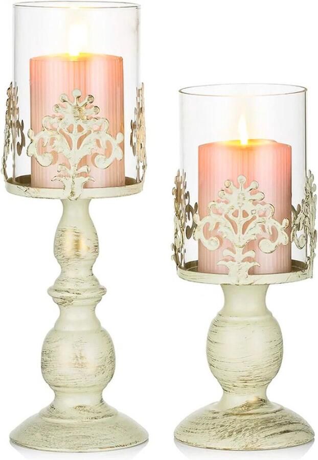PEAM Vintage Kandelaars Voor Tafels – Pijler Kandelaar Met Glazen Schermafdekking Antieke Orkaan Kandelaar Display Voor Thuis Bruiloftsfeest En Kaarslicht Diner Decoratie (Set van 2)