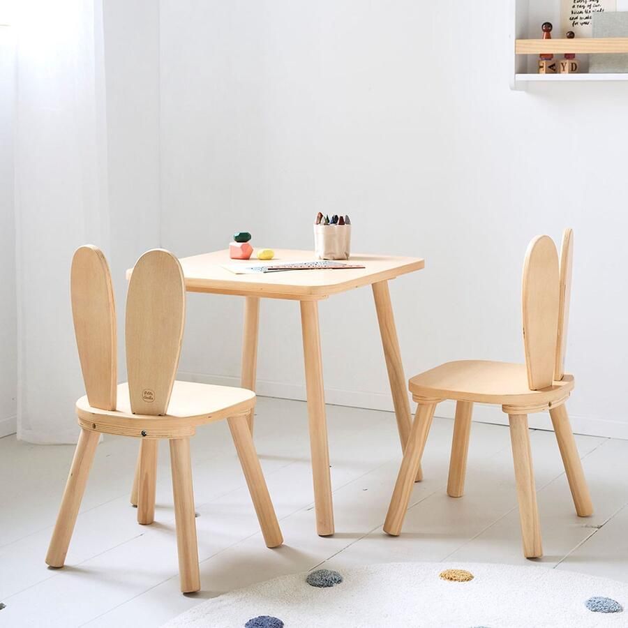 Petite Amelie Petite Amélie Activiteiten tafel 'Konijn' 'Naturel' Kindertafel met 2 kinderstoeltjes Speeltafel met Konijnenoren Veilig door Poten van Massief Hout Een magische hoek voor kleine konijntjes - Foto 2
