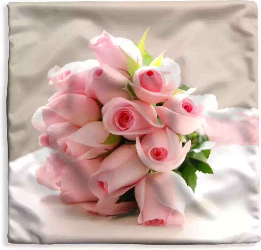 PillowMonkey Kussenhoes 60x60 cm Een boeket van roze roos op een witte tafel Katoen Polyester Voor Binnen