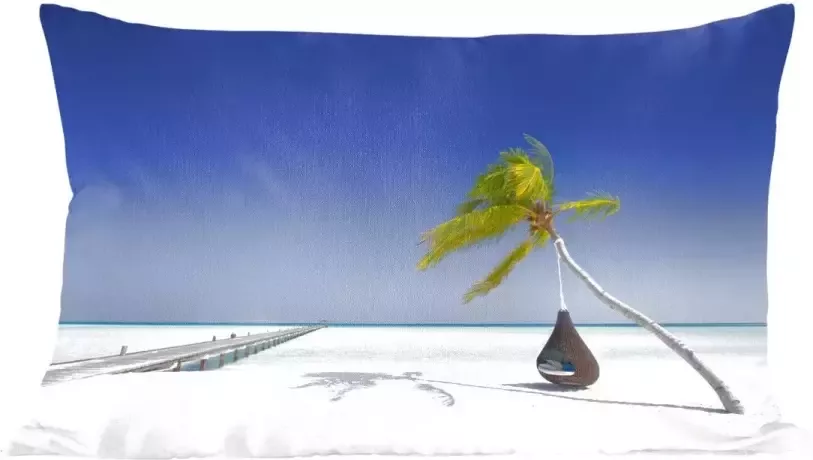 PillowMonkey Sierkussens Kussen Een wit zandstrand met een hangmat bij de Maldiven 50x30 cm Kussen van katoen