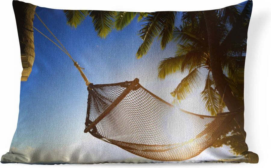 PillowMonkey Sierkussens Kussen Hangmat tussen de palmbomen op een tropisch strand 60x40 cm Kussen van katoen