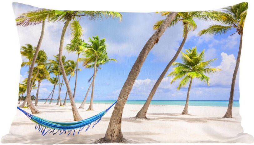 PillowMonkey Sierkussens Kussen Hangmat tussen palmbomen op het strand bij de Dominicaanse Republiek 50x30 cm Kussen van katoen
