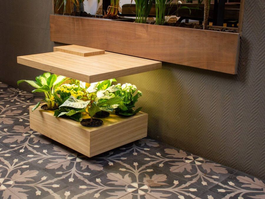 Pluk Design Pluk One Plant-Table Natural Oak Indoor gardening tafel. Een unieke woning met urban garden. Office en home