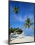 PosterMonkey Foto in lijst Twee palmbomen op het strand met een hangmat fotolijst zwart 80x120 cm Poster in lijst (Wanddecoratie woonkamer slaapkamer) Zee en Strand - Thumbnail 3