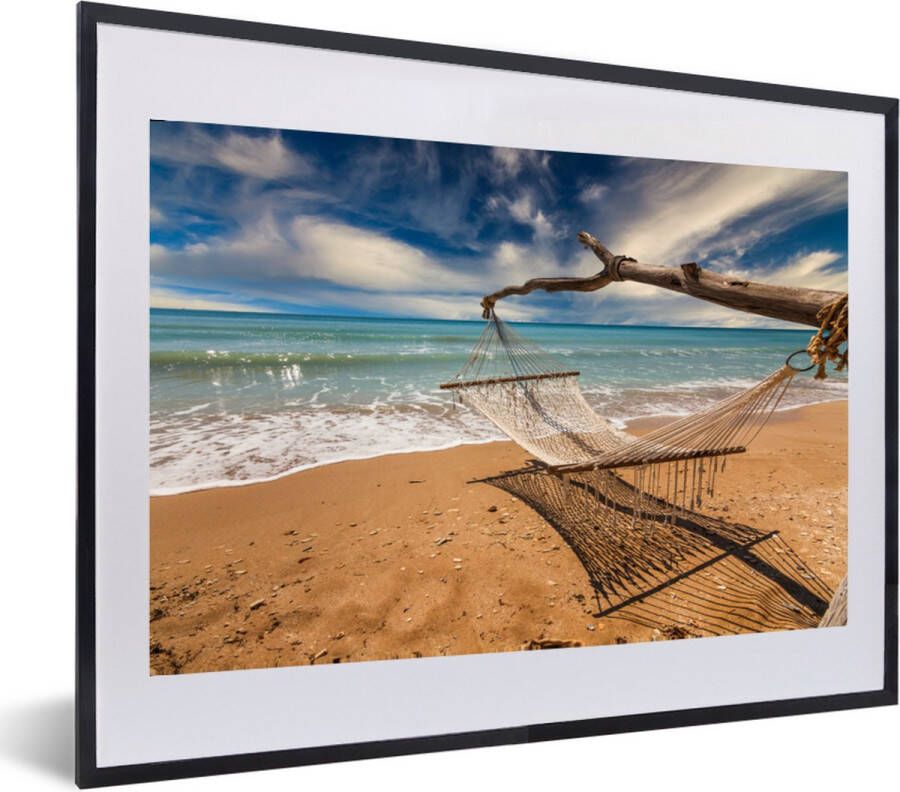 PosterMonkey Fotolijst incl. Poster Strand Zee Hangmat 60x40 cm Posterlijst