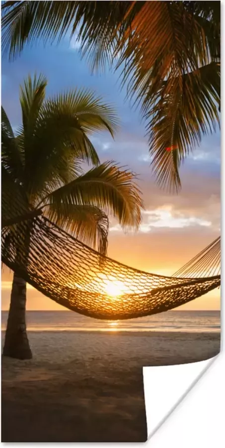 PosterMonkey Poster Hangmat op strand tijdens zonsondergang in Jamaica 20x40 cm