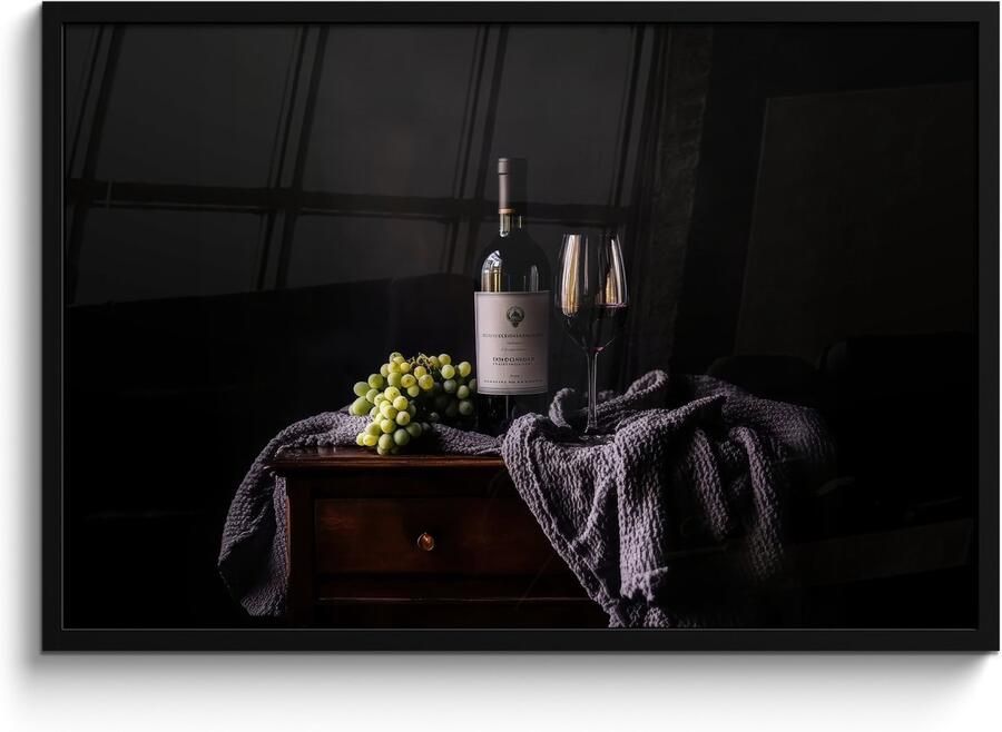 PosterMonkey Fotolijst inclusief poster Posterlijst 90x60 cm Posters Druiven Wijn Rood Tafel Foto in lijst Keuken decoratie muur Wanddecoratie accessoires Muurdecoratie Schilderijen