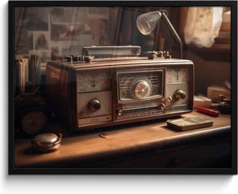 PosterMonkey Fotolijst inclusief poster Posterlijst 80x60 cm Posters Vintage Radio Oud Bureau Lamp Foto in lijst decoratie Wanddecoratie woonkamer Muurdecoratie slaapkamer