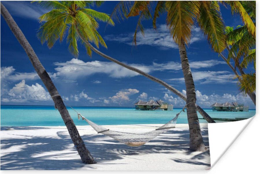 PosterMonkey Strand met een hangmat en palmbomen Poster 60x40 cm Foto print op Poster (wanddecoratie woonkamer slaapkamer) Zee en Strand