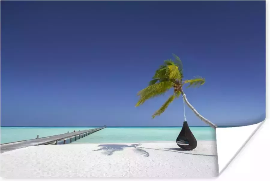 PosterMonkey Wit zandstrand met een hangmat bij de Maldiven Poster 120x80 cm Foto print op Poster (wanddecoratie woonkamer slaapkamer) Zee en Strand