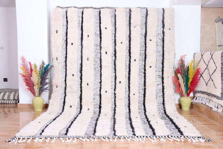 Poufs&Pillows Vloerkleed Marokkaans Vloerkleed 240 x 165 cm Handgemaakt & Uniek Vloerkleed Vintage Gemaakt van 100% wol Hoogpolig Berber Vloerkleed