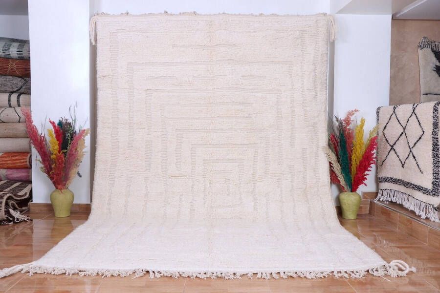 Poufs&Pillows Handgeweven Berber Tapijt ''Beni Ourain'' 290 x 210 cm Uniek en handgemaakt wit hoogpolig vloerkleed