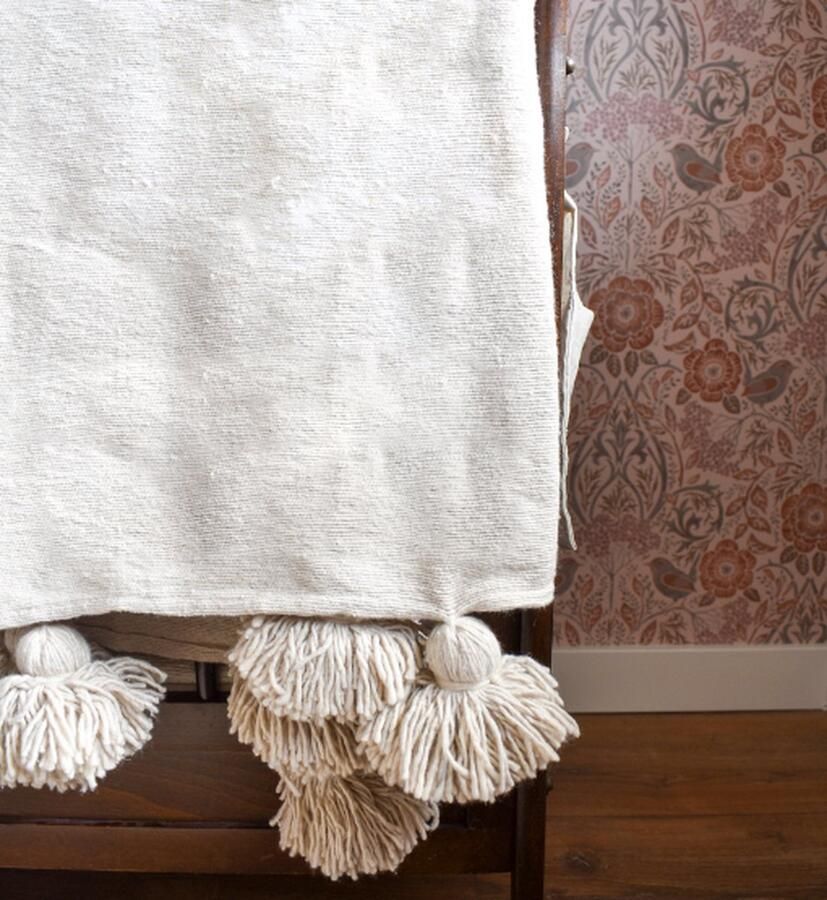 Poufs&Pillows Pom deken creme wit – Ideaal als sprei voor je bed of deken voor op de bank Handgeweven uit wol & katoen 180 x 300cm Plaid woon- en slaapkamer