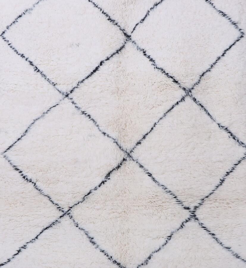 Poufs&Pillows Handgeweven Berber Tapijt ''Beni Ouarain'' 250 x 160 cm Uniek en handgemaakt Hoogpolig vloerkleed – 100 % natuurlijk wol