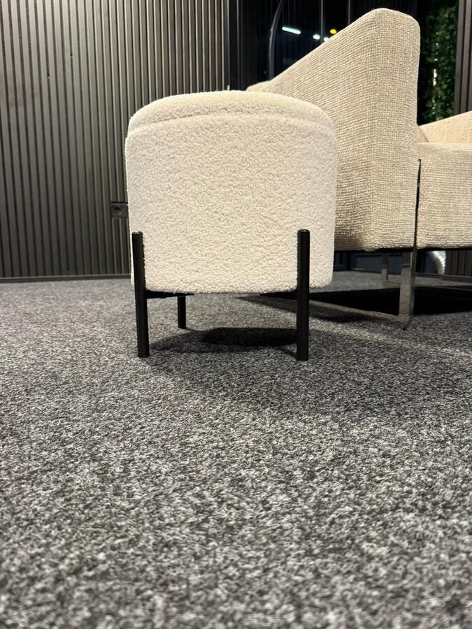 Precisie Home Moderne Bouclé Poef met Zwarte Poten – Rond Design Krukje 40x40 cm Elegant Comfortabel & Veelzijdig - Foto 2
