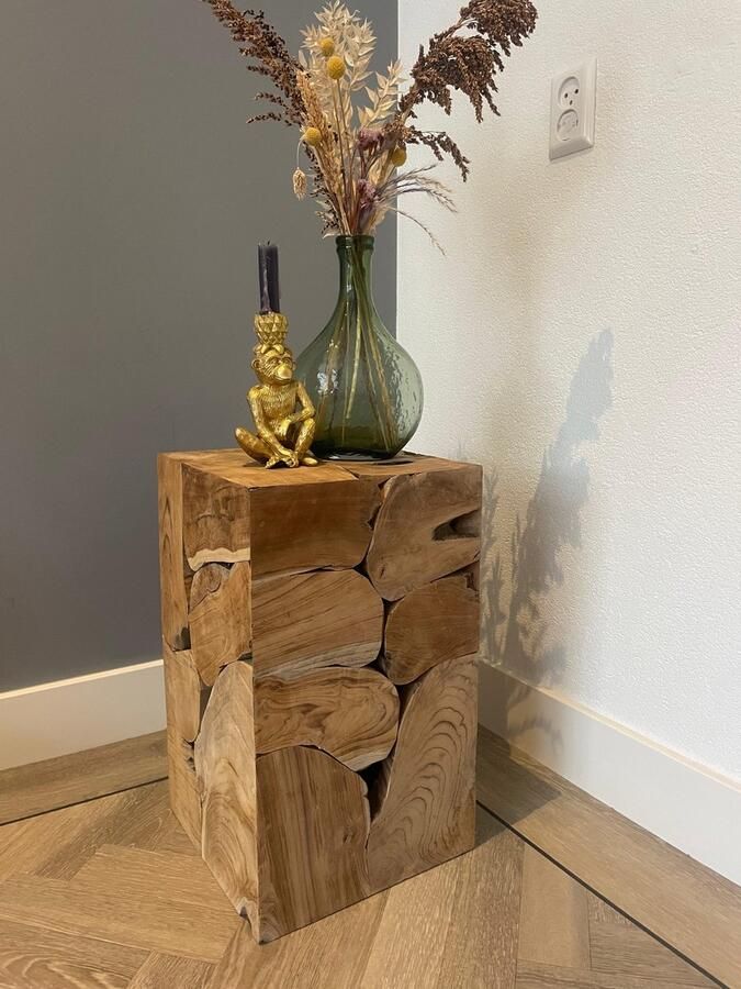 Product Import Holland Teak houten bijzet tafel plantenpot 30x30x50cm Bijzettafel – plantenstandaard plantenpot -vierkante tafel-multifunctioneel meubel – duurzaam – interieur unieke meubels -handgemaakt meubilair houten-meubels – natuurlijke uitstraling –