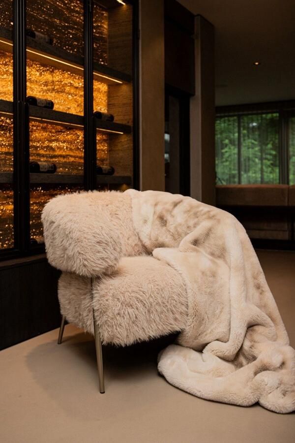 PTMD Hair Cream Fauteuil Gold Metal Base + gratis Linde plaid