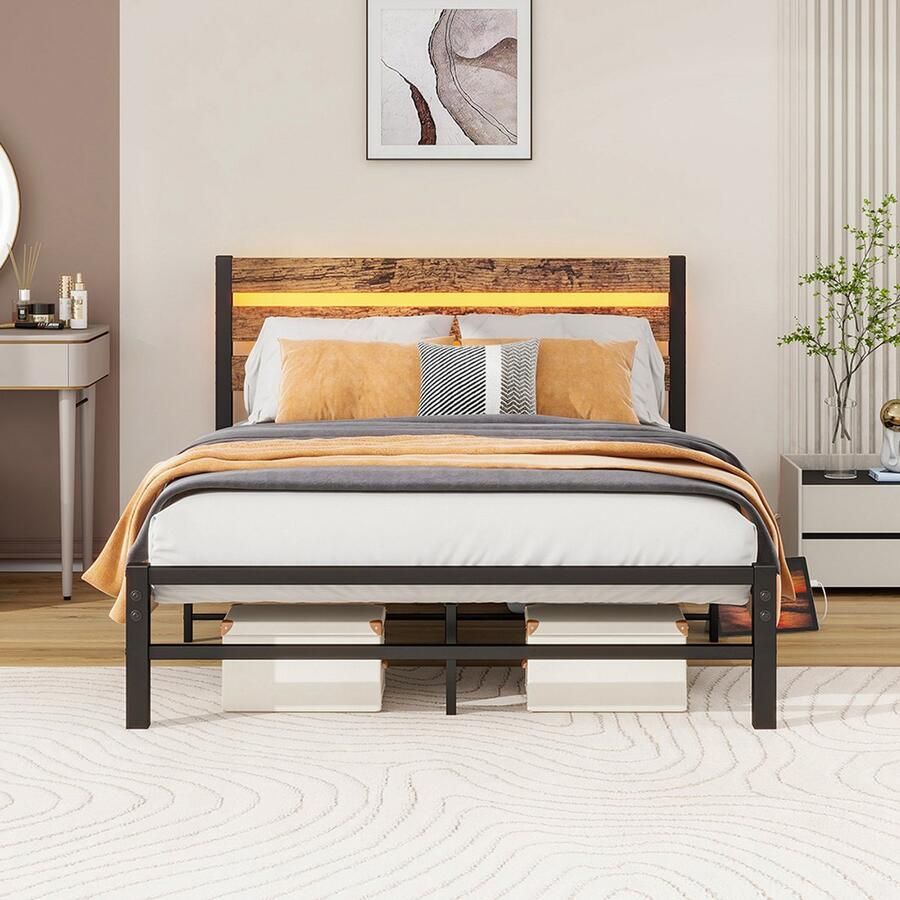 Pugsdrly Bedframe 120 x 200 cm met hoofdeinde metalen bedframe met USB-oplaadstation LED-bedframe stevige stalen steun opbergruimte onder het bed geen lattenbodem nodig geruisloos eenvoudige montage